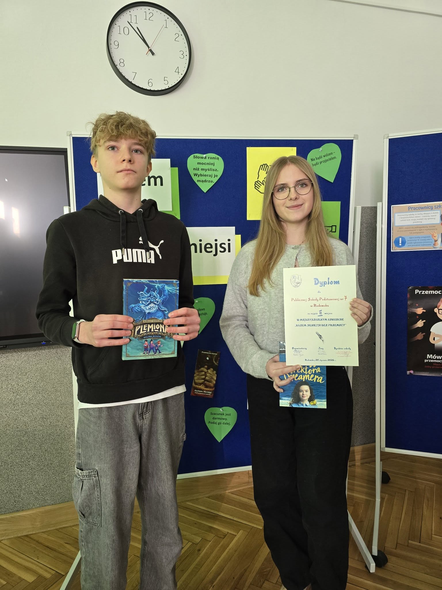 Sukces uczniów w międzyszkolnym konkursie profilaktycznym "Razem silniejsi bez przemocy"